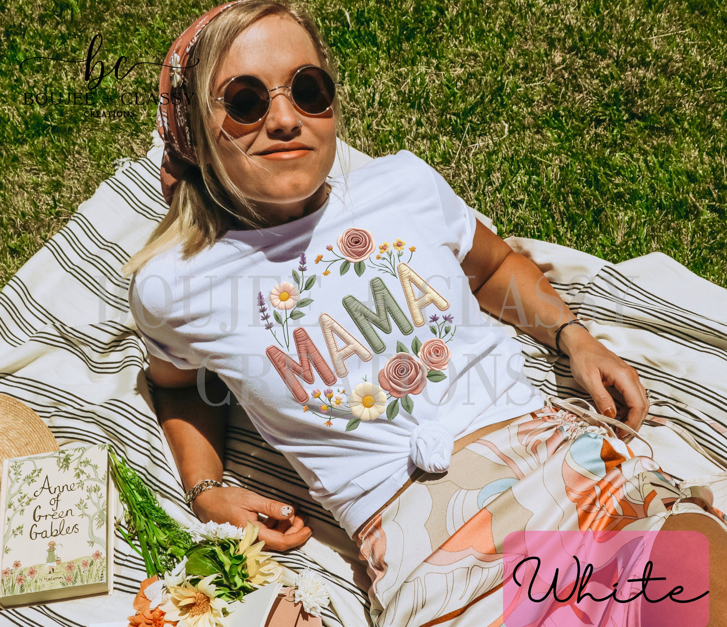 🌸 MAMA Faux Embroidery Tee